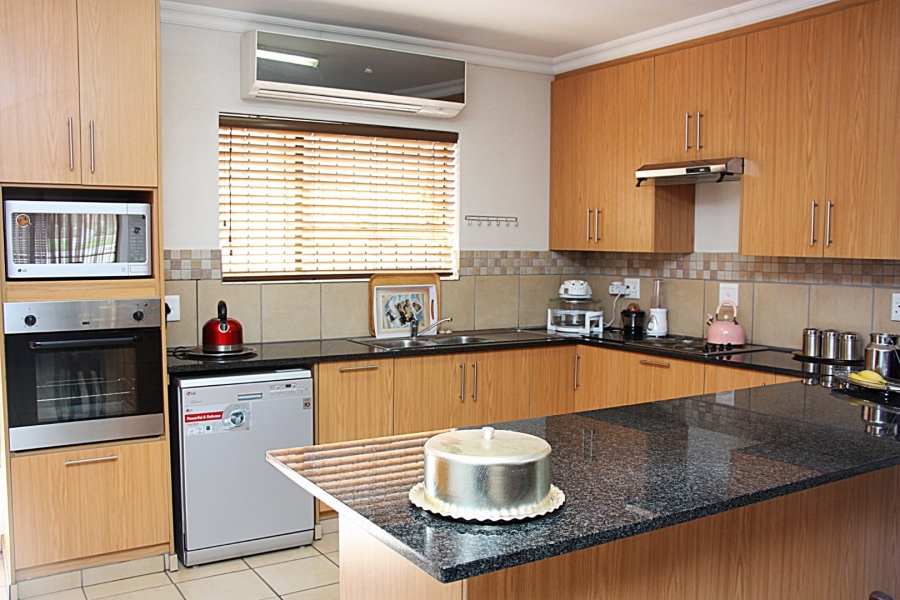 1 Bedroom Property for Sale in Langenhovenpark Free State